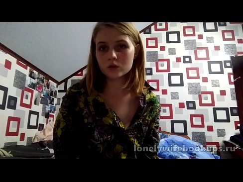 ❤️ Xwendekarê ciwan blonde ji Rûsyayê ji dîkên mezintir hez dike. Kalîteya porno li ku.novoporn.ru