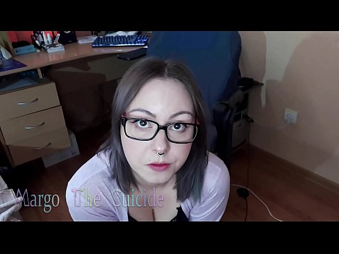❤️ Keçika seksî ya bi şûşeyan Dildo bi kûrahî li kamerayê dimije Kalîteya porno li ku.novoporn.ru